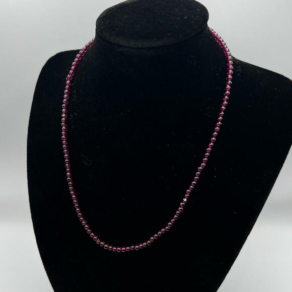 Beaded Chokers (2) Stretchy Weaved Faux Pearls & Small Purple Glass Bead Stand - Picture 9 of 13